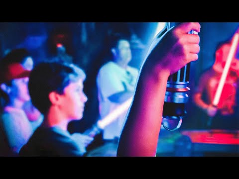 BEST Lightsaber Experience at SAVI'S WORKSHOP in Star Wars Galaxy's Edge