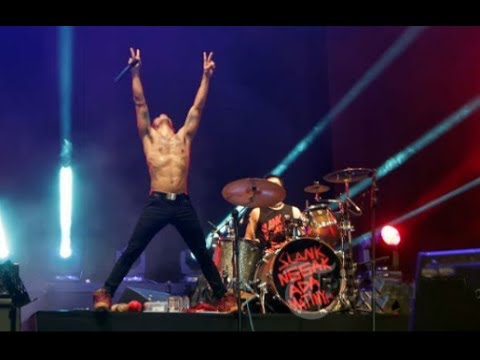SLANK-feat-JOKOWI---MANIFESTO-SLANK---TERSERAH-Konser-SLANK-30-THN-NGGAK-ADA-MATINYAwidth