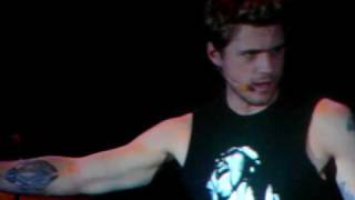 Watch Aaron Tveit One Song Glory video