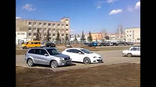 Видео Магнитогорск, улица Труда, новый район (18.04.2018) от Александр Минаев, улица Труда, Магнитогорск, Россия