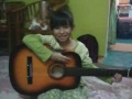 Shamimi saje suka2 ... pandai ke main gitar tu...