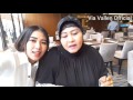 asiknya Via Vallen &mama makan pindang di Hongkong