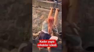 Ka Düşen Köpeği Kadın Kurtarıyor Erkekler Izlemekle Yetiniyor