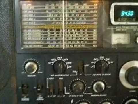 OLD RADIO PLAYING MALAYALAM PROGRAMME
