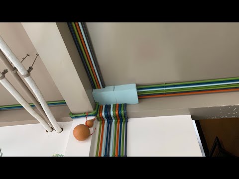 Đi điện nổi không chỉ gọn gàng, chỉn chu mà còn đẹp, ấn tượng & nhiều màu sắc - Kho Tư liệu Xây dựng