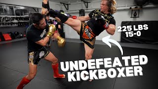 Sparring Undefeated 225 Lbs Kickboxer Breakdown