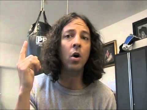 Singing Lessons Part 1 How to sing like Chris Cornell Singing Lessons Part 1 How to sing like Chris Cornell klip izle