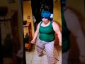 GORDITA BAILANDO EL CABALLITO DE PALO Y HACIENDO MORIQUETAS JAJAJA,LMAO,LOL