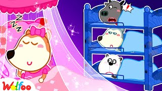 Pink vs Blue Bunk Bed Challenge at Sleepover Party 💖💙 Fun Playtime for Kids 🤩 Wo