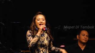 Siti Badriah Goyang Dua Jari Sandrina Live At Ice Bsd Pri 2018 Siti Badriah Goyang Dua Jari Sandrina Live At Ice Bsd Pri 2018