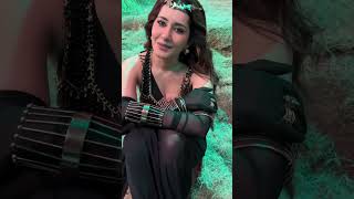 Rashi Khanna Recent Stylish And Stunning Photos In Instagram