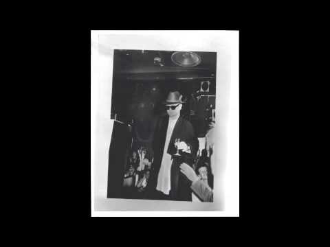 15. Mona Lisas And Mad Hatters (Parts 1 & 2) (Elton John-Live...