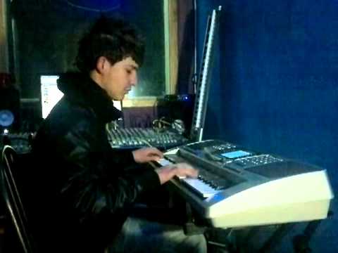 allaa mazari pianiste ( cheb hasni sghir jak el marsoul ) live 2013