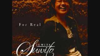 Watch Juwita Suwito Beautiful Lies video
