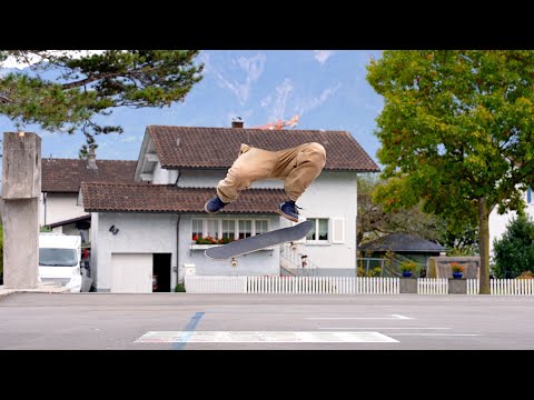 THE INVISIBLE SKATEBOARDER