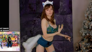 Amouranth plays just dance