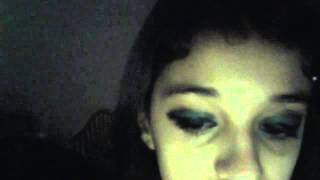 Me Puting Make Up