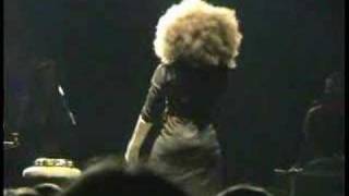 Watch Erykah Badu Kiss Me On My Neck video