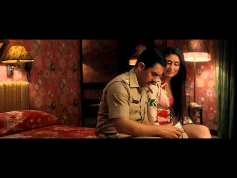 Kareena Kapoor Thunder Thigh Show - Talaash HD