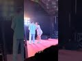 Hoài Linh khoe cặp đùi trắng nổ nà 🤣🤣