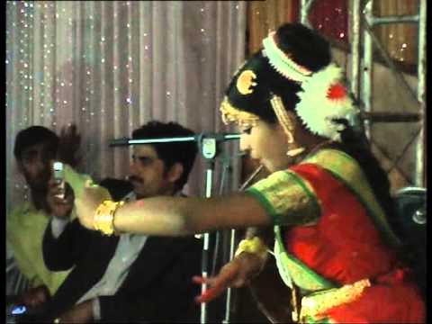 koi jo mila tha mujhe aisa lagta tha by akhil bharati school...
