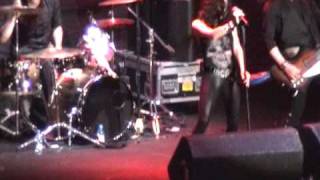 Watch Lauren Harris Natural Thing video