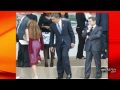 ساركوزي ونظرة خاطفة للمؤخرات