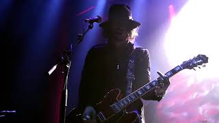 LEONTAS - STAND OUT (Live in Hamburg)