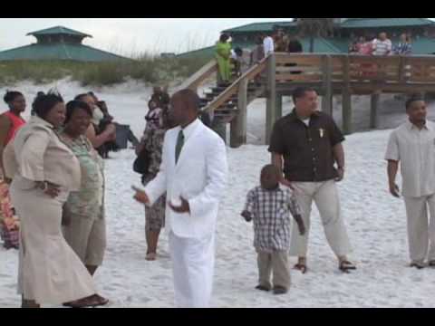 Barefoot Beach wedding Packages on Florida's Emerald Coast beaches no