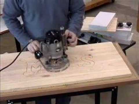 MLCS Woodworking - Circle Cutting Router Table Jig - PowerLift 