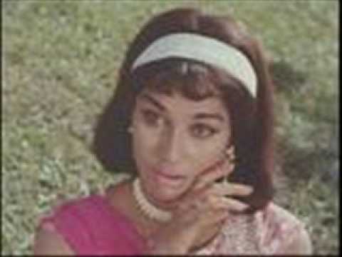 RS Hamid sings Rafis film Do Badan-Bhari Duniya Mein Aakhir
