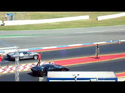 Ford GT vs Ford GT Geiger Cars 1 4 Meile Sprint