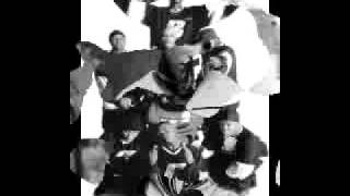 Watch Ruff Ryders Gonna Be Sumthin video