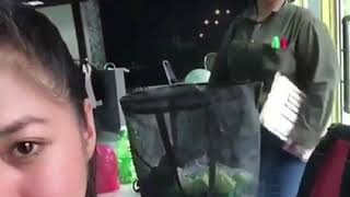 Azara Azmi Menyakat Kawan
