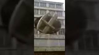 Glorious Kinetic Architectural, Valentines Treat, Hole In The Wall