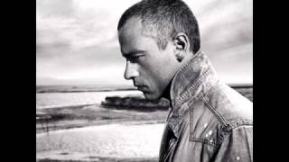 Watch Eros Ramazzotti Nessuno Escluso video