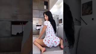 Veronica Perasso Booty Flex 4