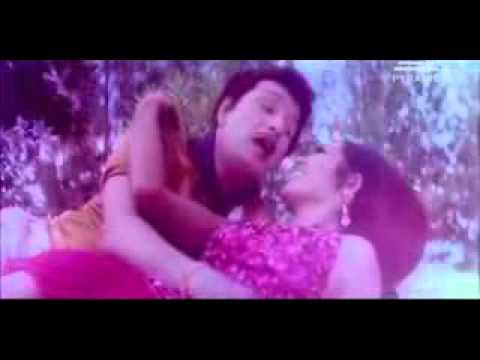 pachai kili muthucharam MGR song in Ulagam Sutrum valiban...