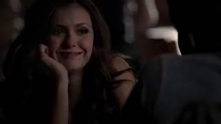 Stefan E Katherine Conversando No Grill The Vampire Diaries 5X08