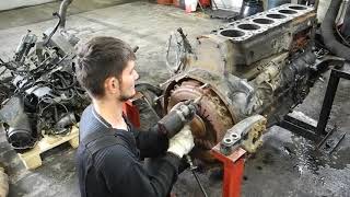 Двигатель Man Tga Пробег 1,6 Млн - D2876 Ускоренная Разборка / How To Disassemble A Truck Engine