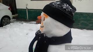 Watch Kashmir Snowman video