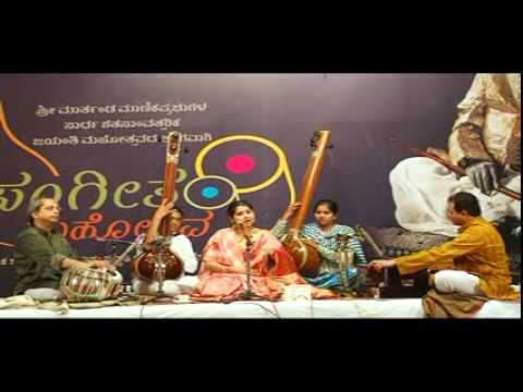 Kaushiki Chakraborty at Maniknagar - Khamaj Thumri