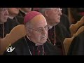 Pope Francis greets Spanish Bishops