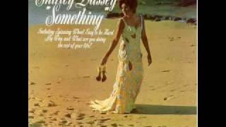 Watch Shirley Bassey Easy To Be Hard video