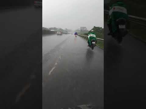 Watching video Công nghệ IP8. Ae khỏi no nước làm tổn thương dế nhé.😉