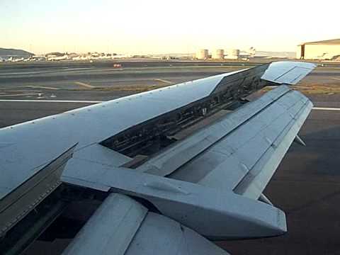 United Airlines Flight 737 landing - Last Boeing 737 flight