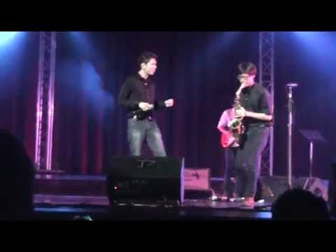 กลัวเธอเปลี่ยนไป / K.O.M คม นริศ Sax By Poh Chaichon thumb