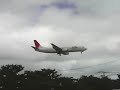 石垣島ホテルアートボックス屋上より飛行機を撮影