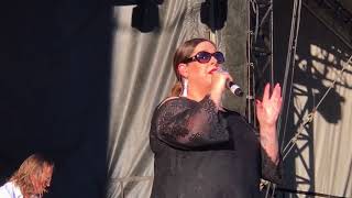 Watch Wilson Phillips Monday Monday video