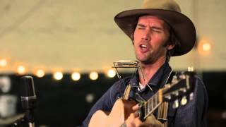 Watch Willie Watson Rock Salt And Nails video